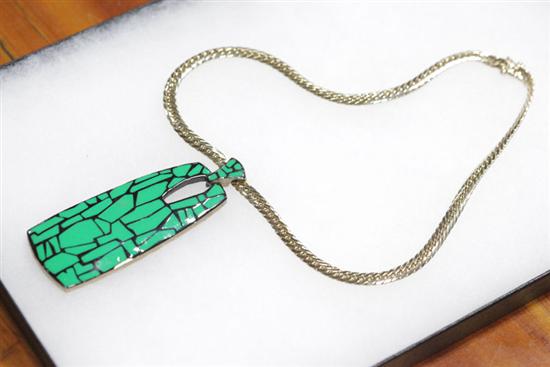 GOLD CHAIN. Marked ''.585'' and