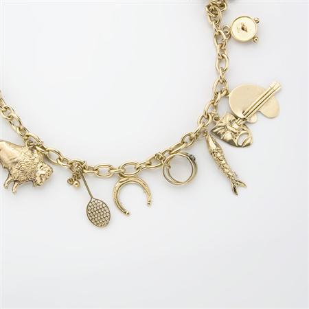 Gold Charm Braclet 	 