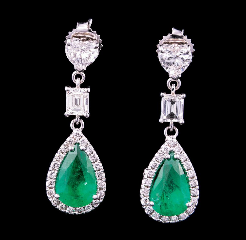 GOLD, EMERALD AND DIAMOND DANGLE