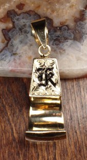 GOLD HAWAIIAN HEIRLOOM PENDANT