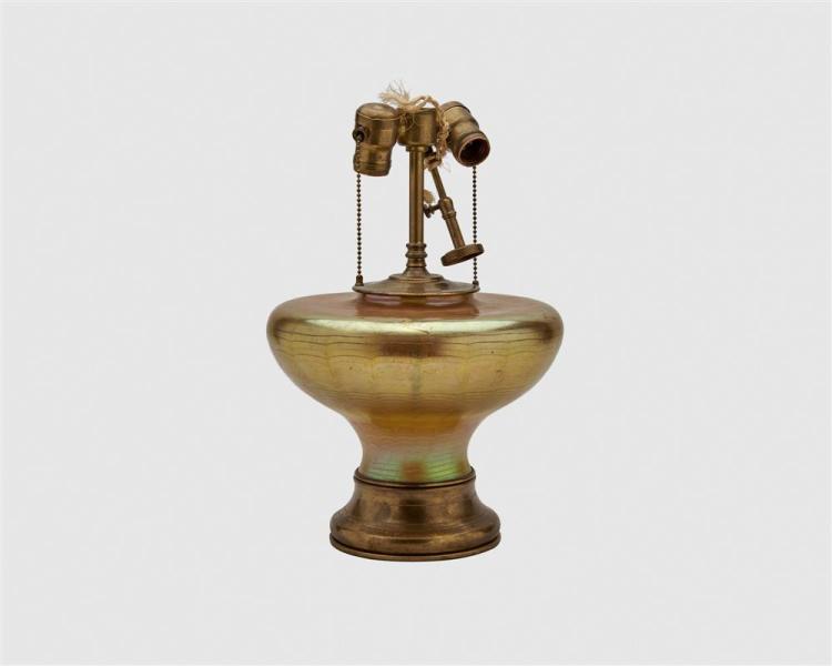 GOLD IRIDESCENT GLASS LAMP SHADE,