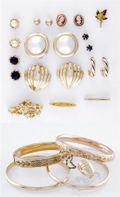 Gold jewelry three bangle brac