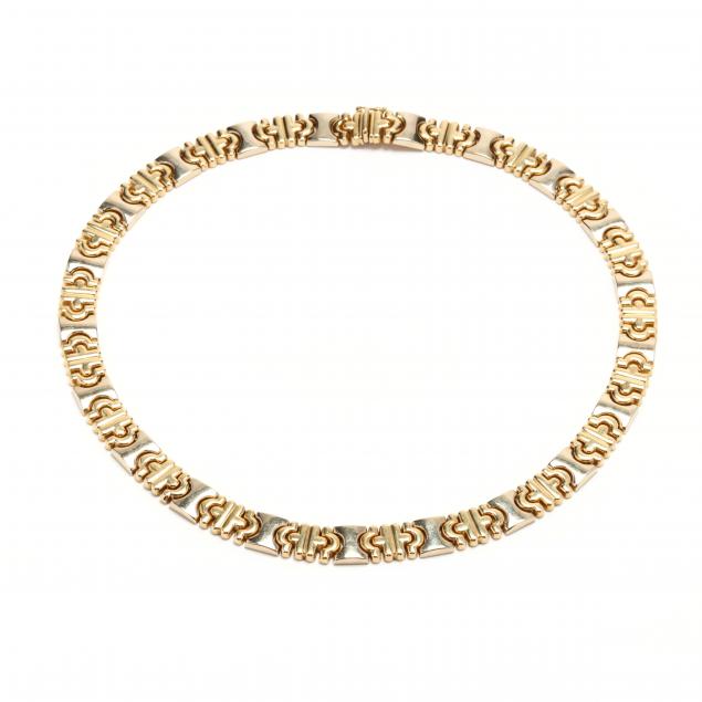 GOLD NECKLACE Designed in a