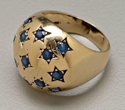 Gold, sapphire ring, 14 kt.
