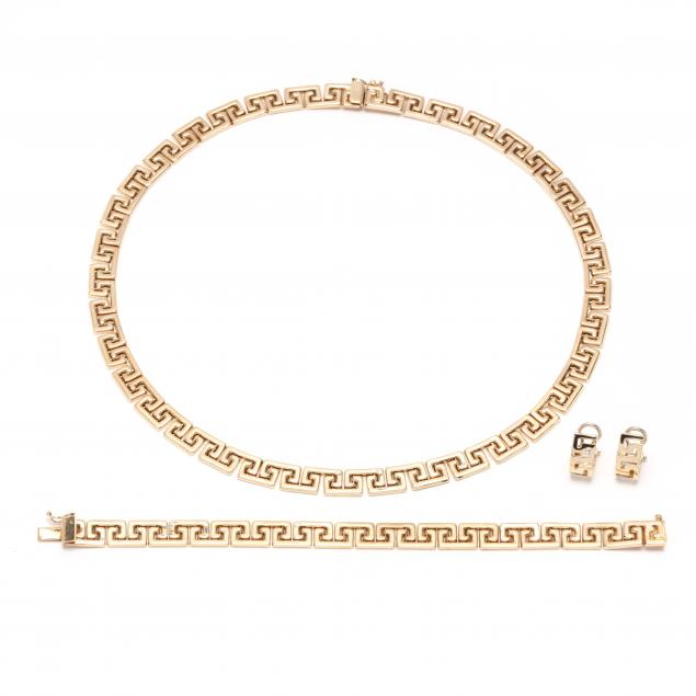 GOLD SUITE Necklace comprised of