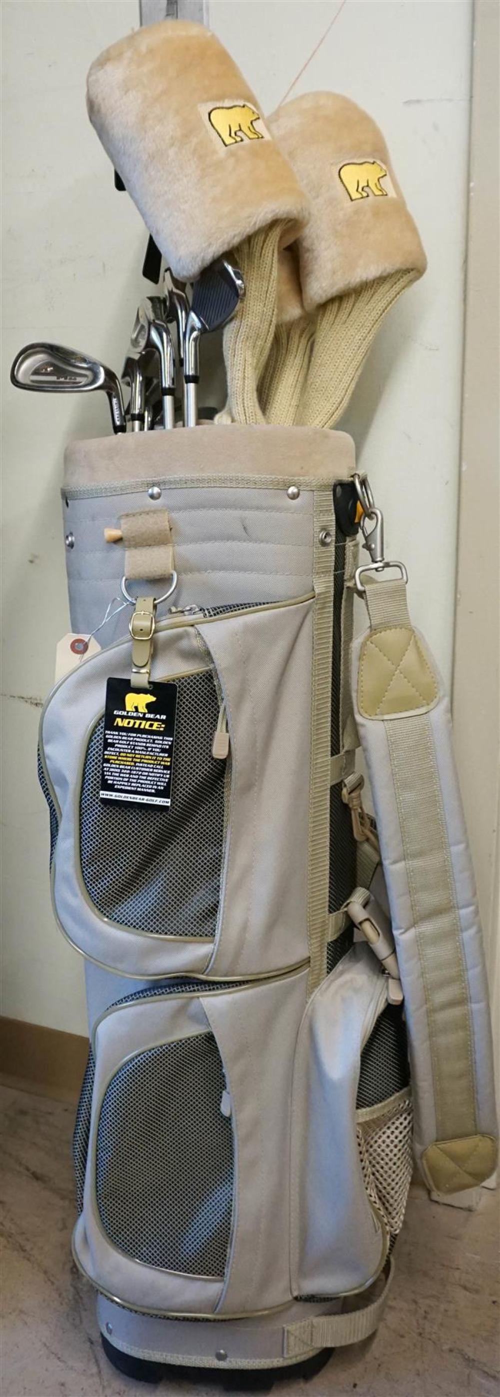 GOLDEN BEAR GOLF BAG WITH