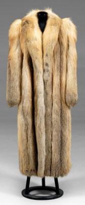 Golden island fox coat, full l