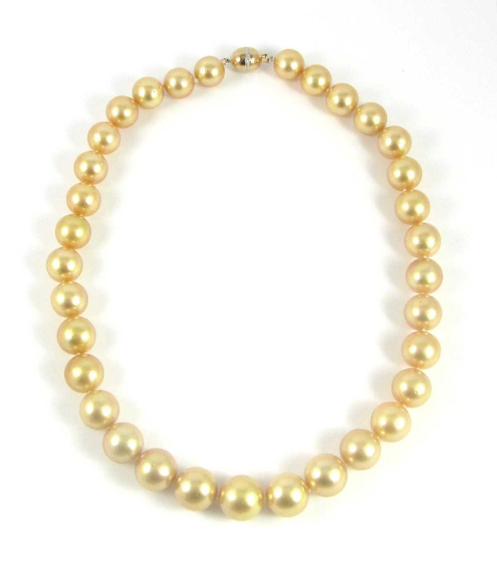 GOLDEN SOUTH SEA PEARL AND FOURTEEN