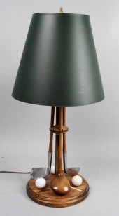 GOLFER'S TABLE LAMP The circul