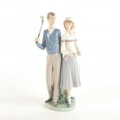 GOLFING COUPLE 1001453 - LLADR