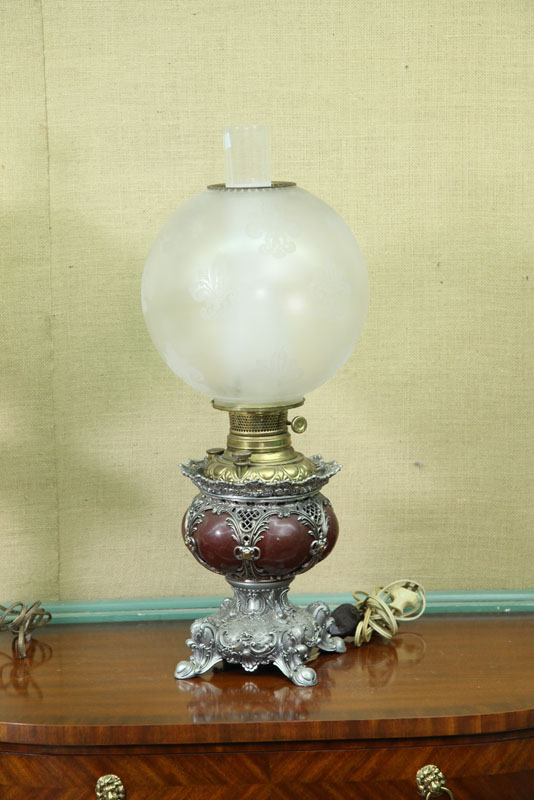 GONE WIH THE WIND LAMP. Spelter