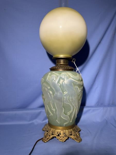 GONE WITH THE WIND LAMP,
