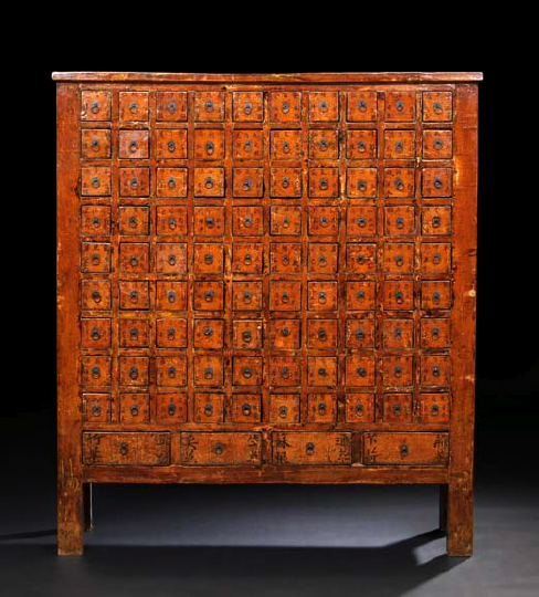 Good Chinese Lacquered Wood
