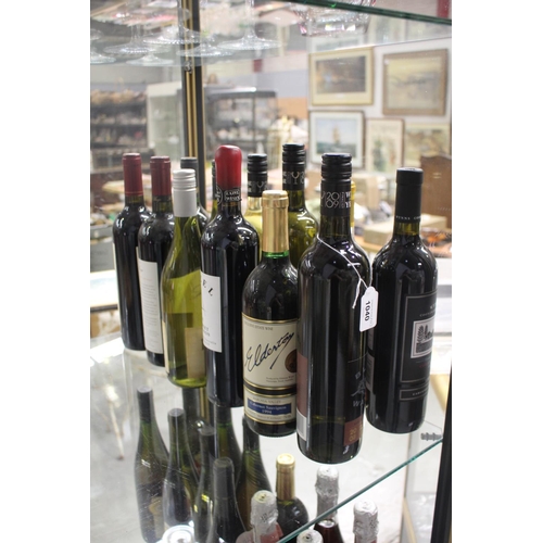Good lot of 12 Australian wines: