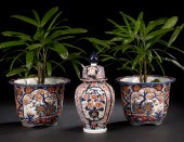 Good Pair of Japanese Imari Po