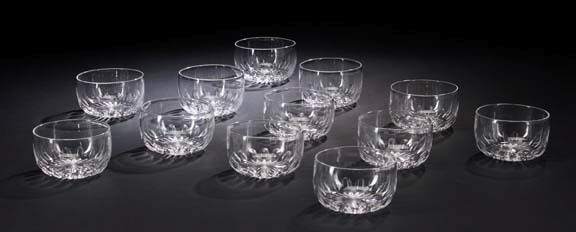 Good Set of Twelve English Cut
