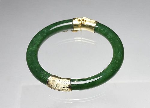 GOOD SPINACH GREEN JADE BANGLE