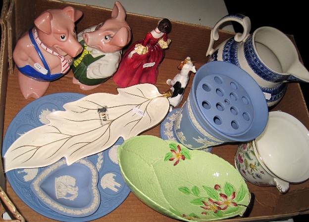 Good tray comprising of Wade pigs