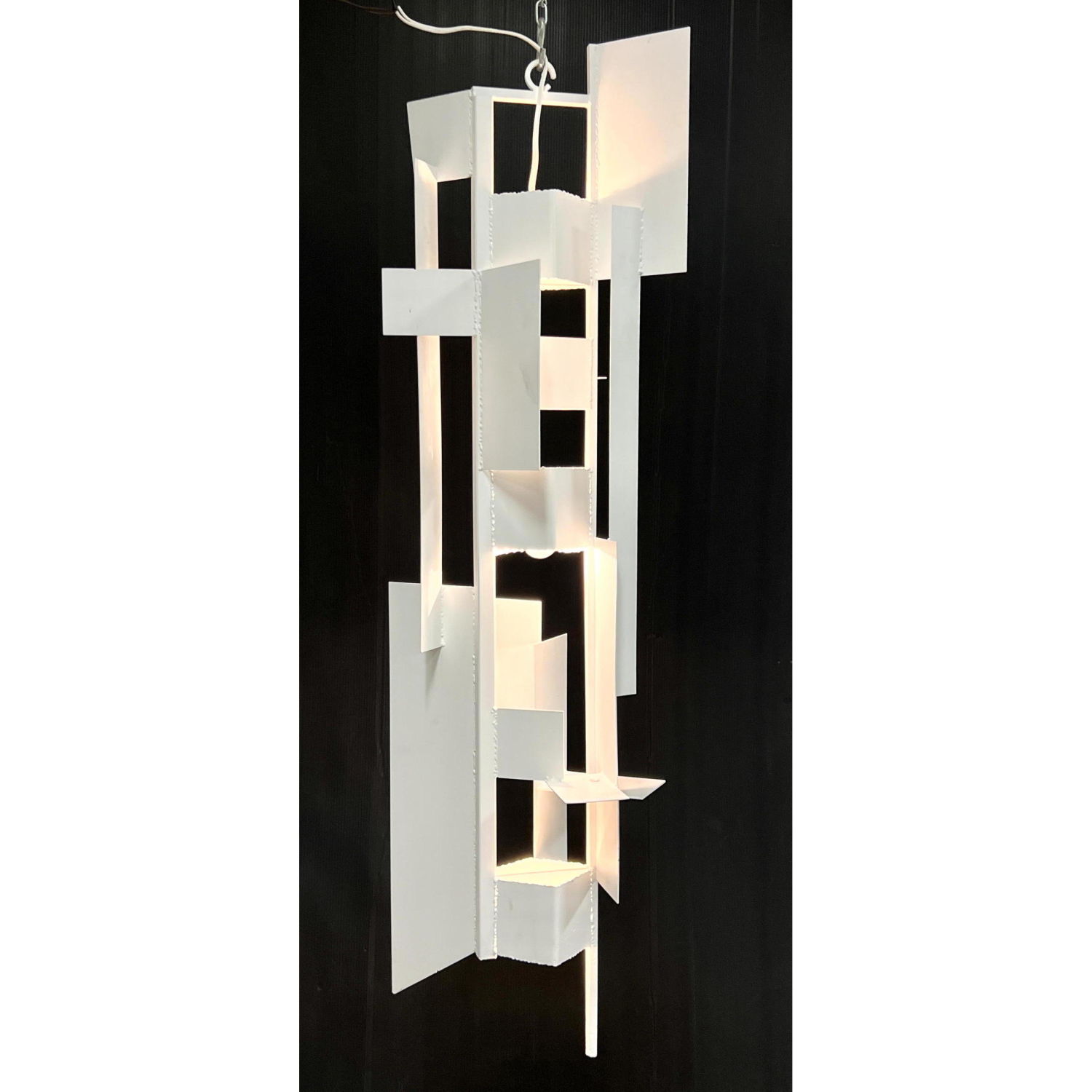 Good Welded Steel Hanging Pendant