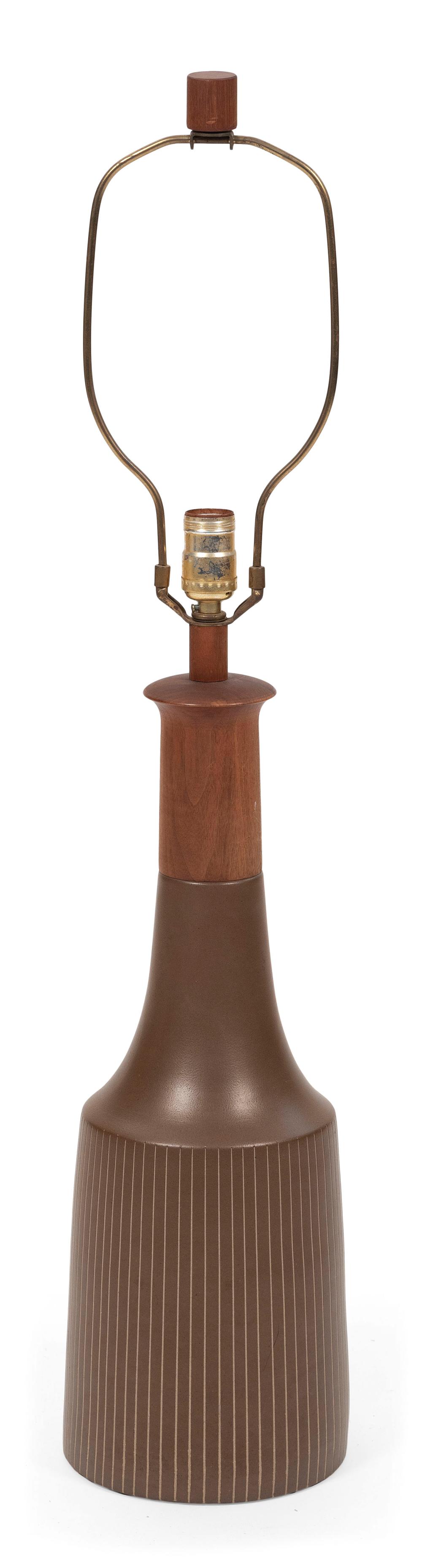 GORDON AND JANE MARTZ TABLE LAMP