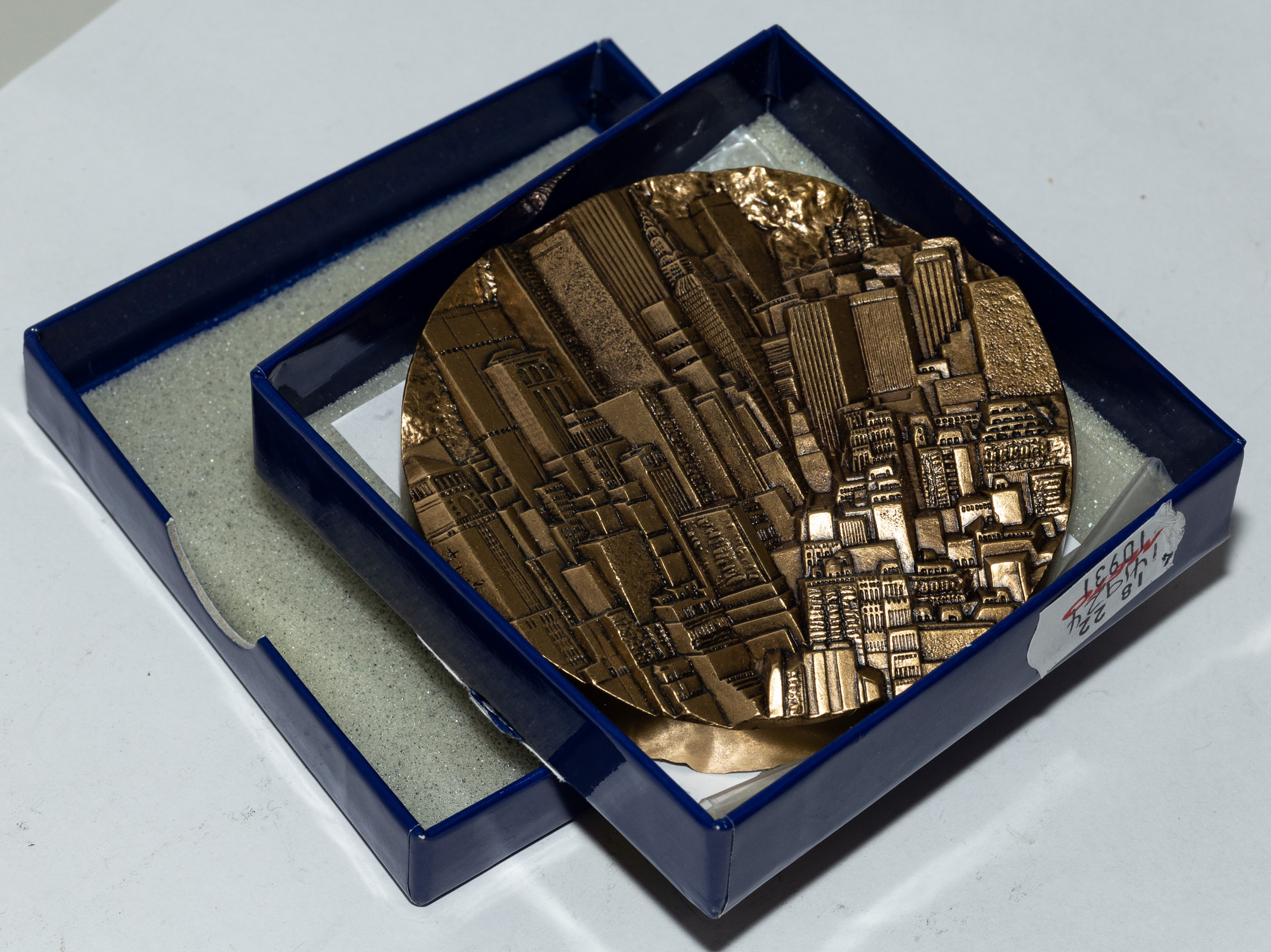 GORGEOUS HI RELIEF MEDAL OF NEW