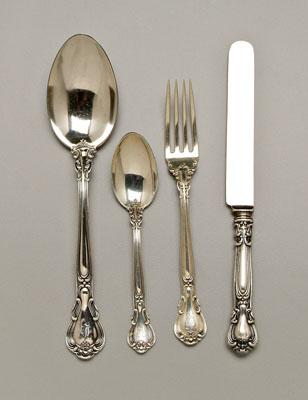 Gorham Chantilly flatware, 33