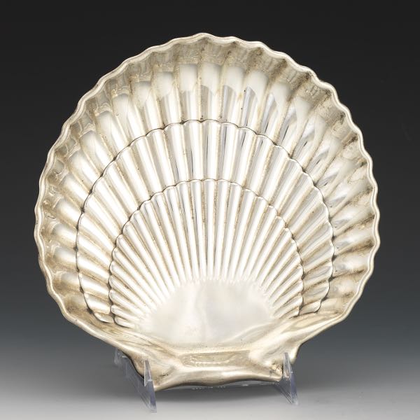 GORHAM STERLING SHELL DISH 9 ¼" x 9