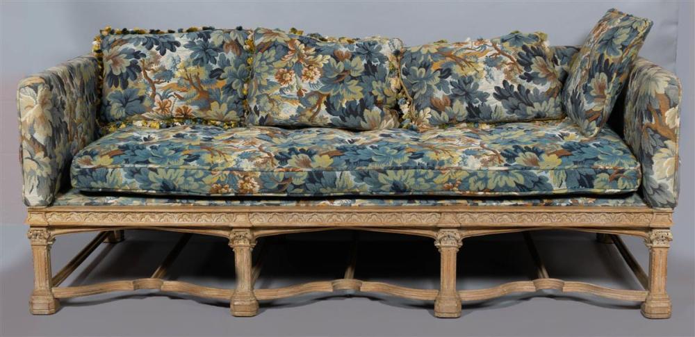 GOTHIC STYLE BLEACHED PINE