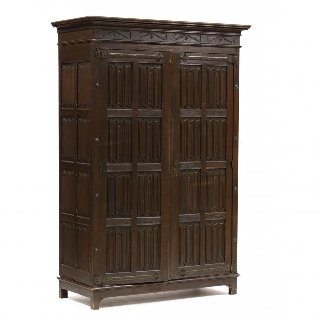 GOTHIC STYLE CARVED OAK LINEN PRESS
