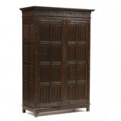 GOTHIC STYLE CARVED OAK LINEN