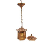 GOTHIC STYLE HANGING LANTERN<b