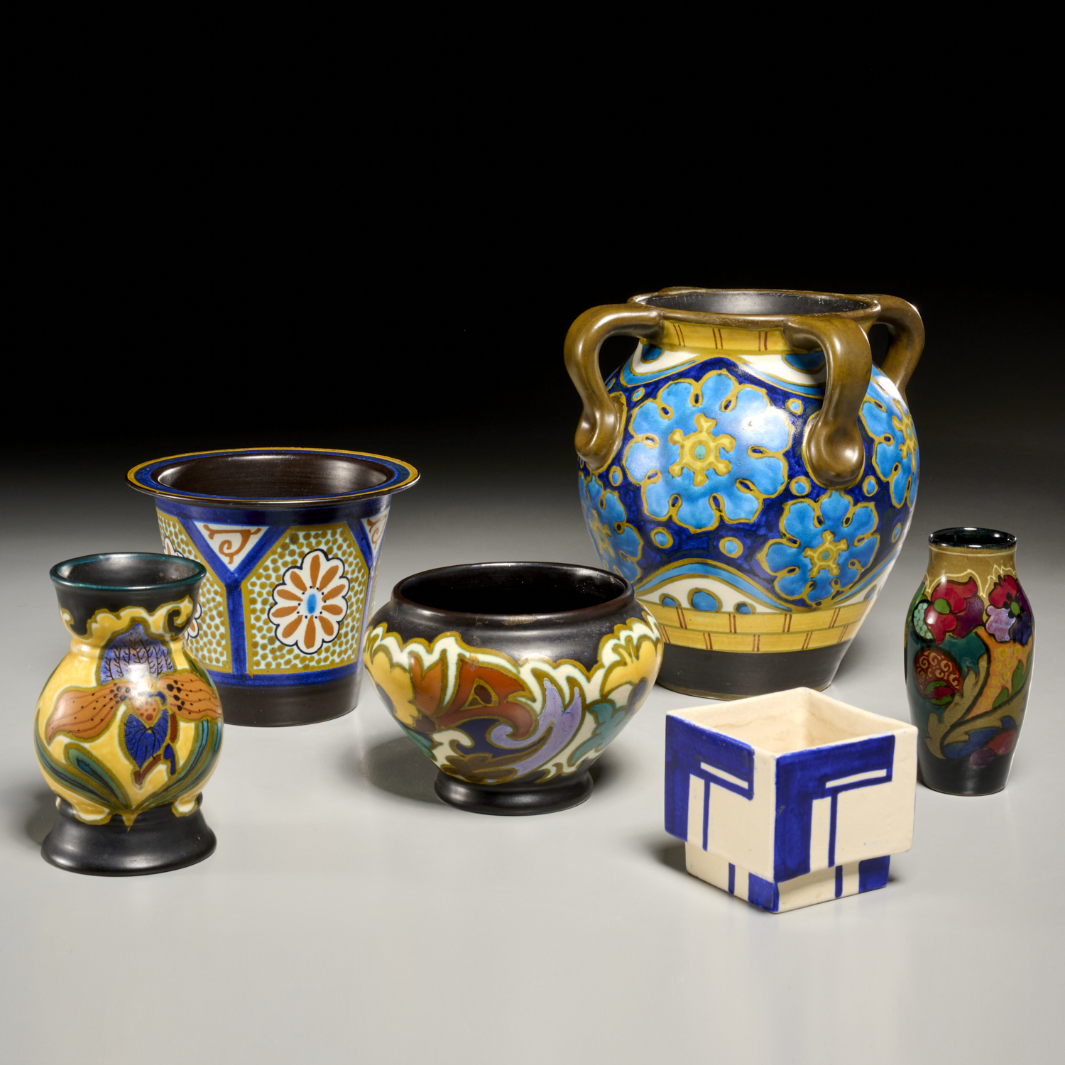 GOUDA ART POTTERY COLLECTION