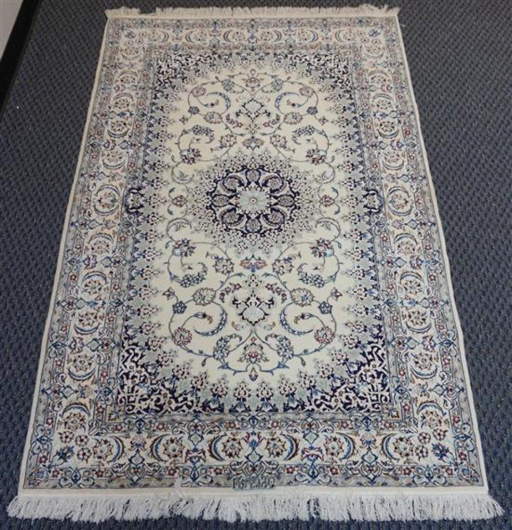 GOUM RUG, SIGNED, 6 FT 2 IN X 4