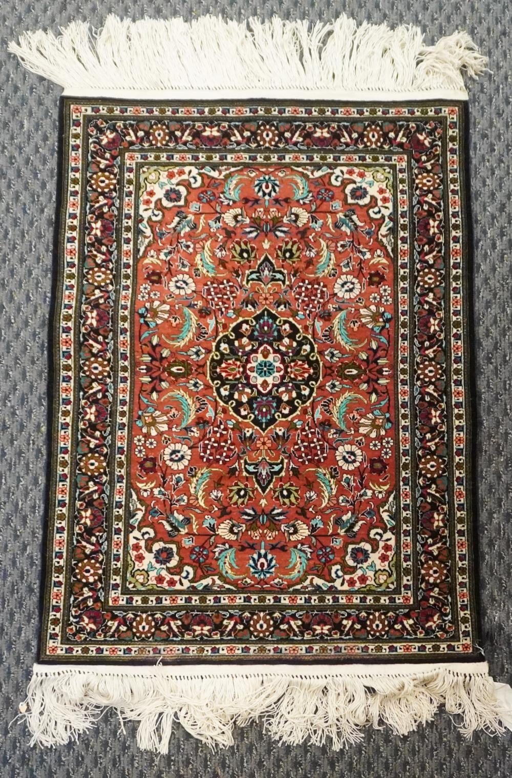 GOUM SILK RUG 3 FT X 2 FTGoum