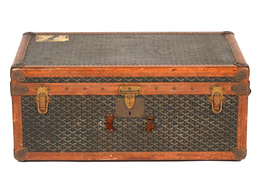 GOYARD CHEVRON CANVAS HARD CASE