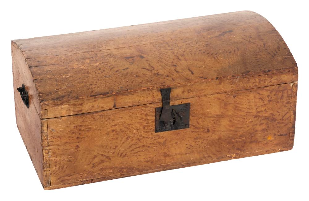 GRAIN-PAINTED DOME-TOP TRUNK 19TH