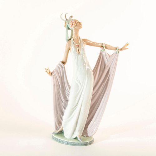 GRAND DAME 01011568 - LLADRO