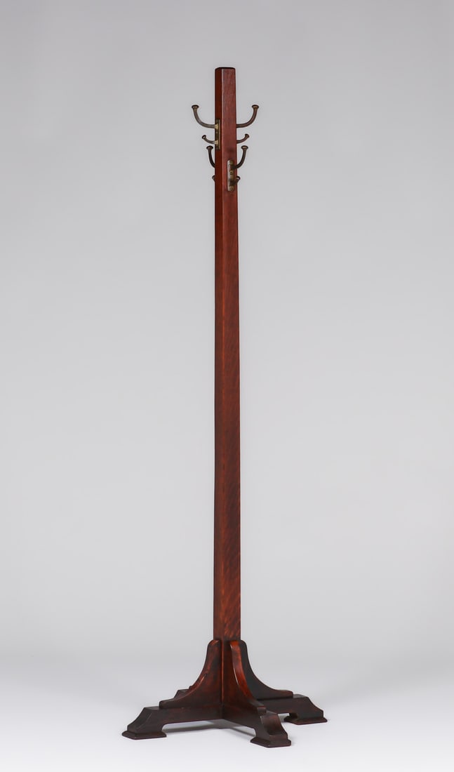 GRAND RAPIDS OAK COATRACK