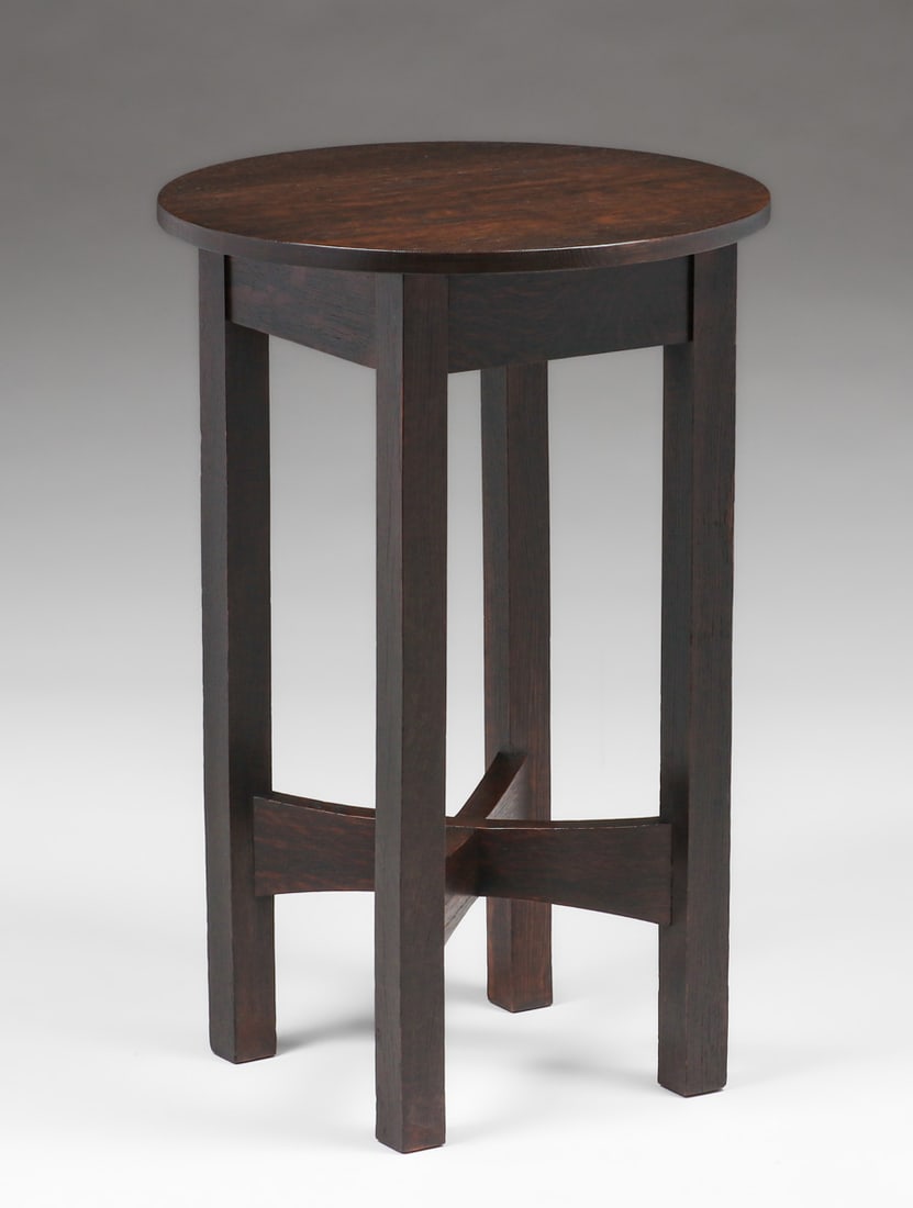 GRAND RAPIDS OAK DRINK STAND