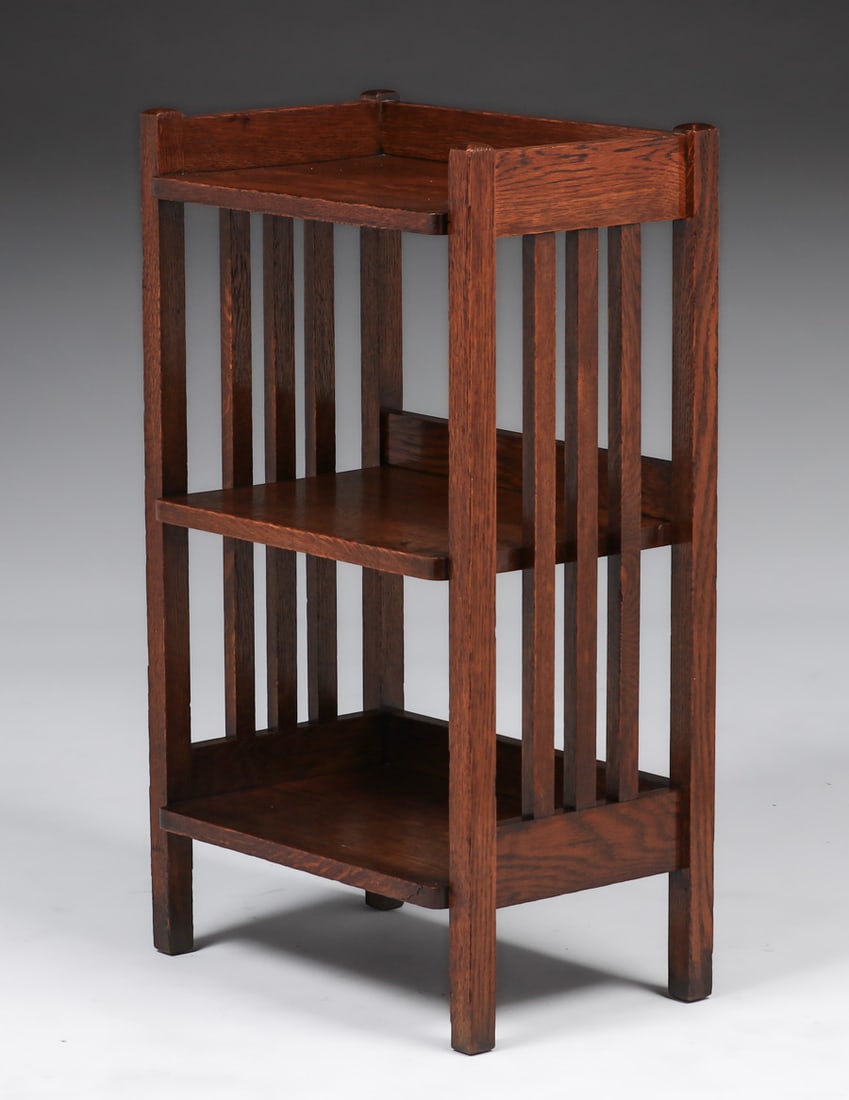 GRAND RAPIDS SLATTED MAGAZINE STAND