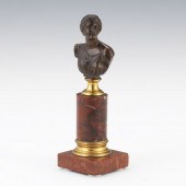 GRAND TOUR FIGURINE OF APHRODI