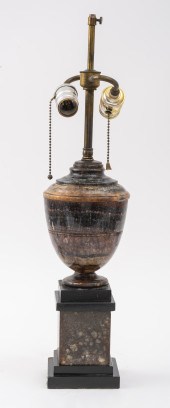 GRAND TOUR MANNER MARBLE URN T