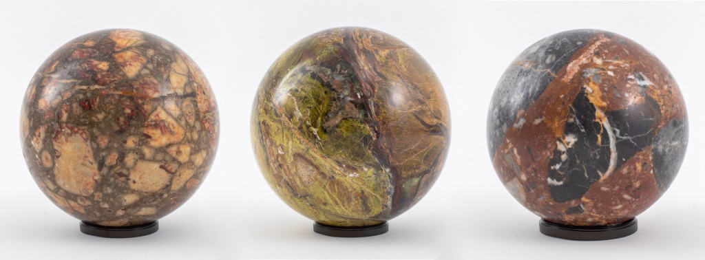 GRAND TOUR STONE SPHERES, 3 Set