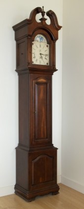 GRANDFATHER CLOCK BY HOWARD MI