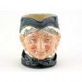 GRANNY D6384 - ROYAL DOULTON M