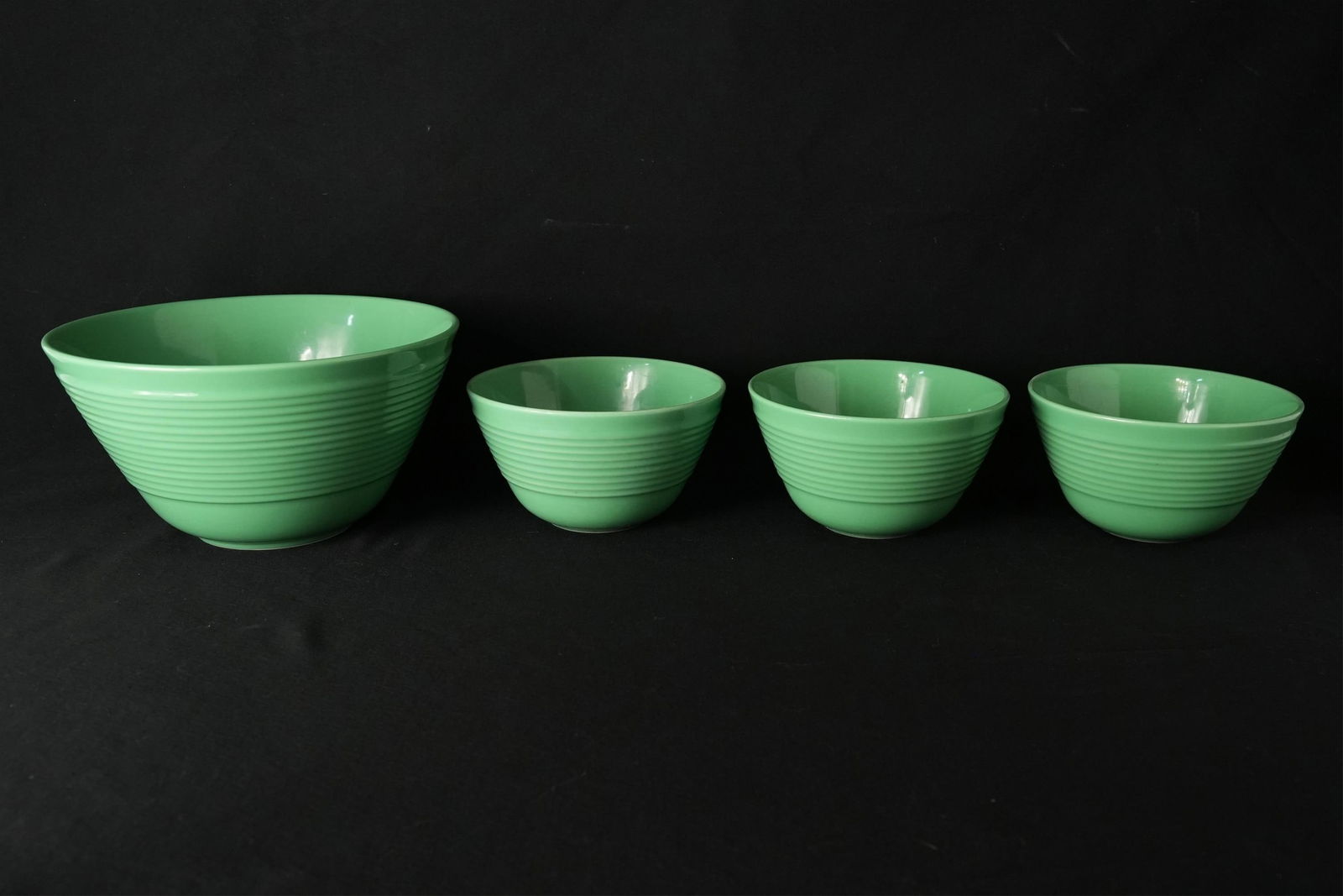 GREEN BOSCO WARE - 4 BOWLS