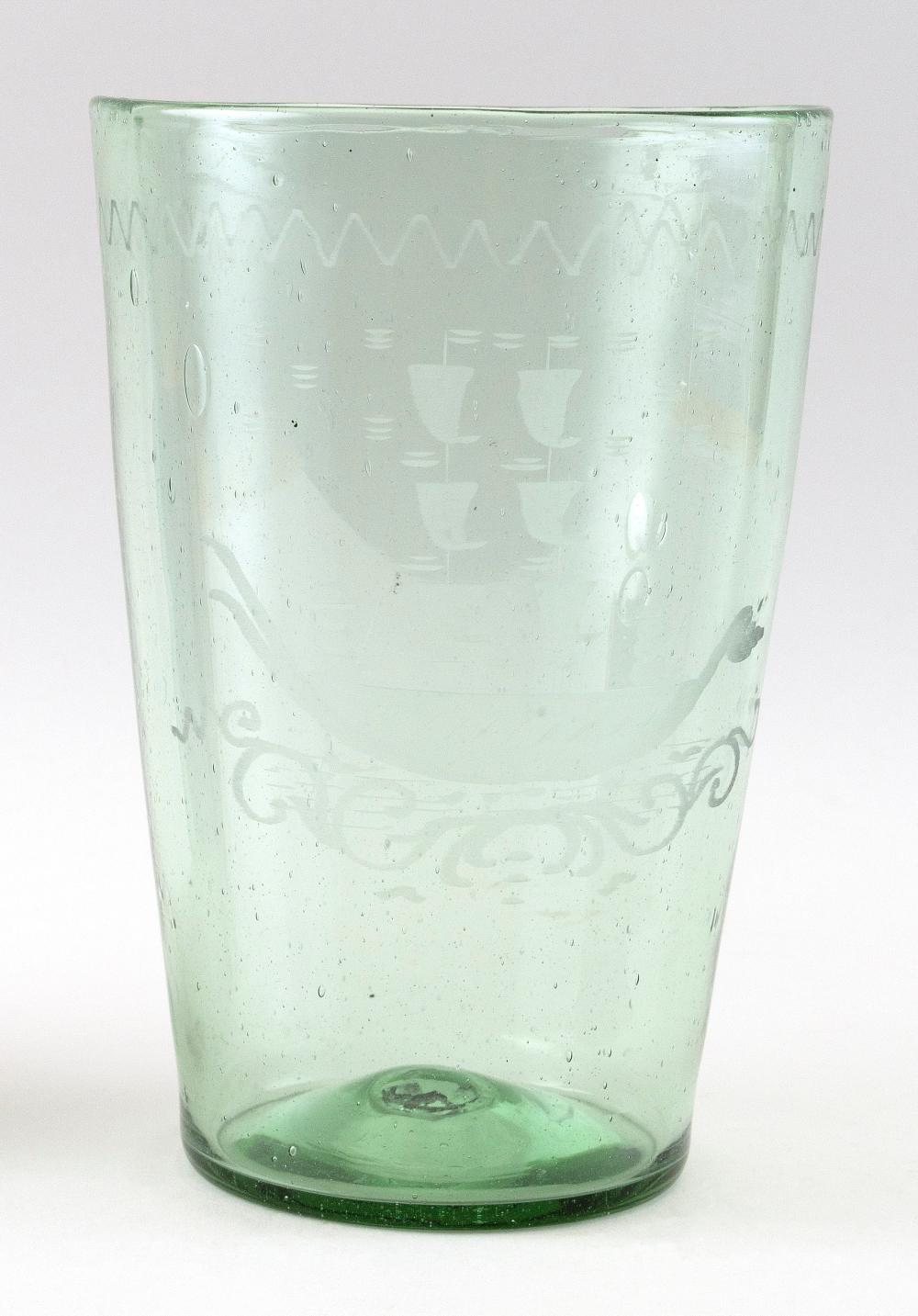 GREEN BUBBLE FLIP-TYPE GLASS