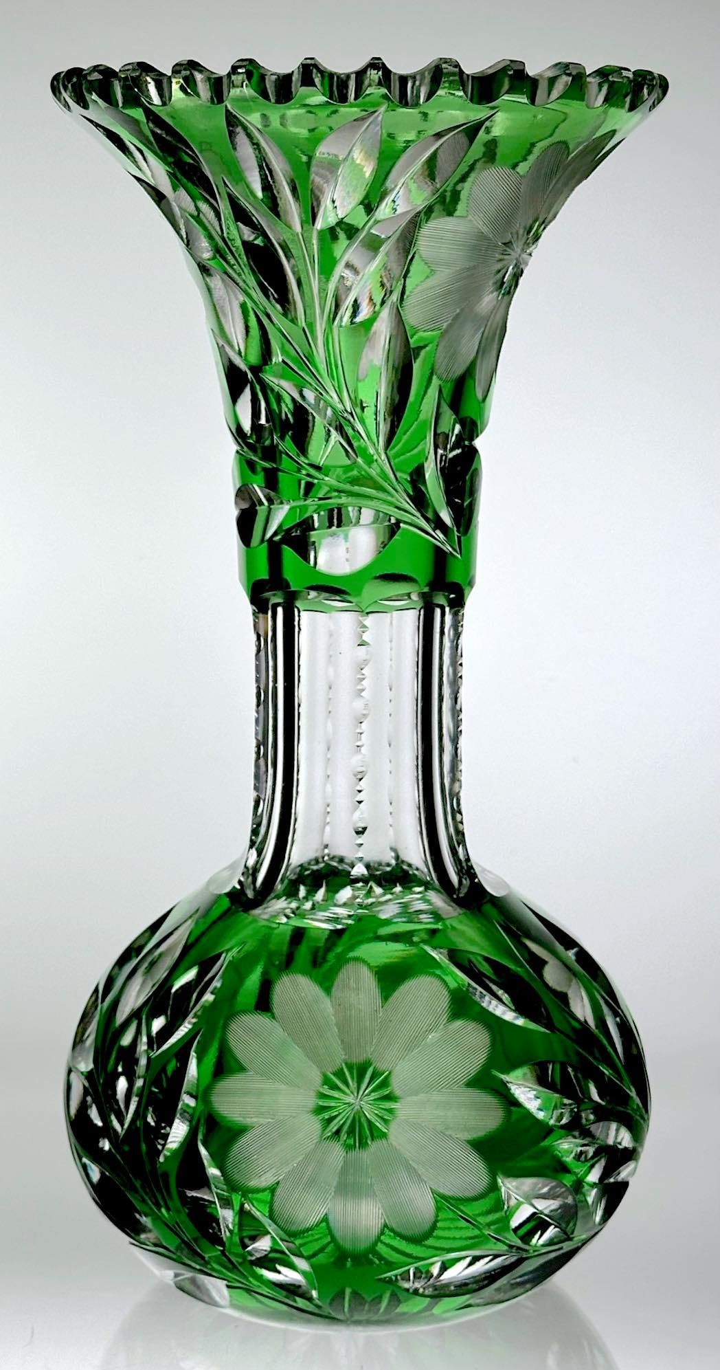 GREEN-CLEAR CUT GLASS VASE WITH