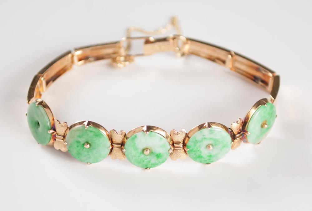 GREEN JADE AND EIGHTEEN KARAT