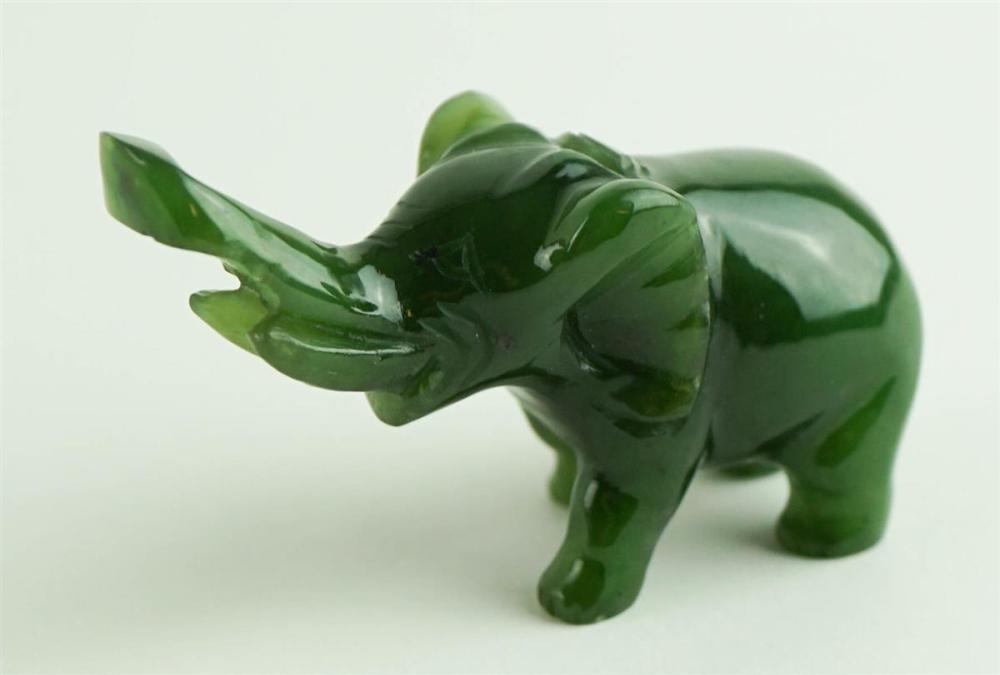 GREEN JADE ELEPHANTGREEN JADE